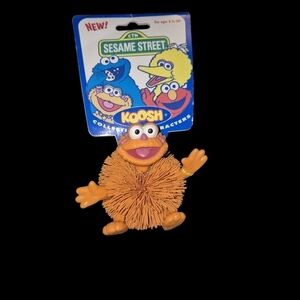 Koosh Toys Koosh 1996 Sesame Street Koosh Collectible Zoe Characters  3.5"
